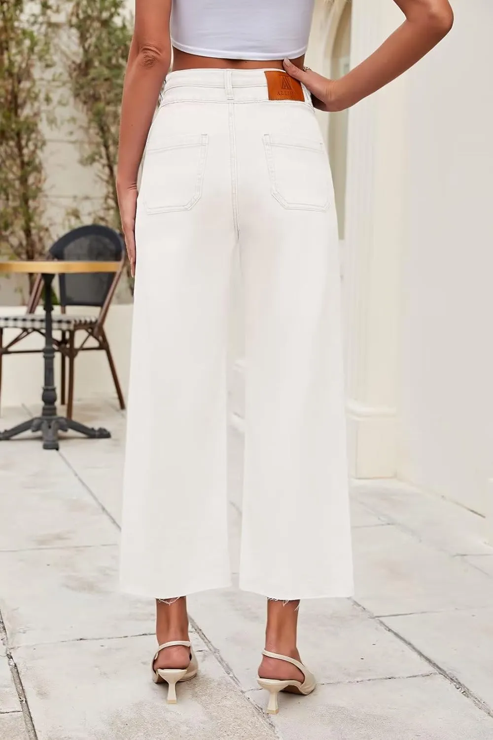 Allimy Womens High Rise Two Button Closure Cropped Jeans Wide Leg Front Slip Pockets Frayed Hem Denim Pant