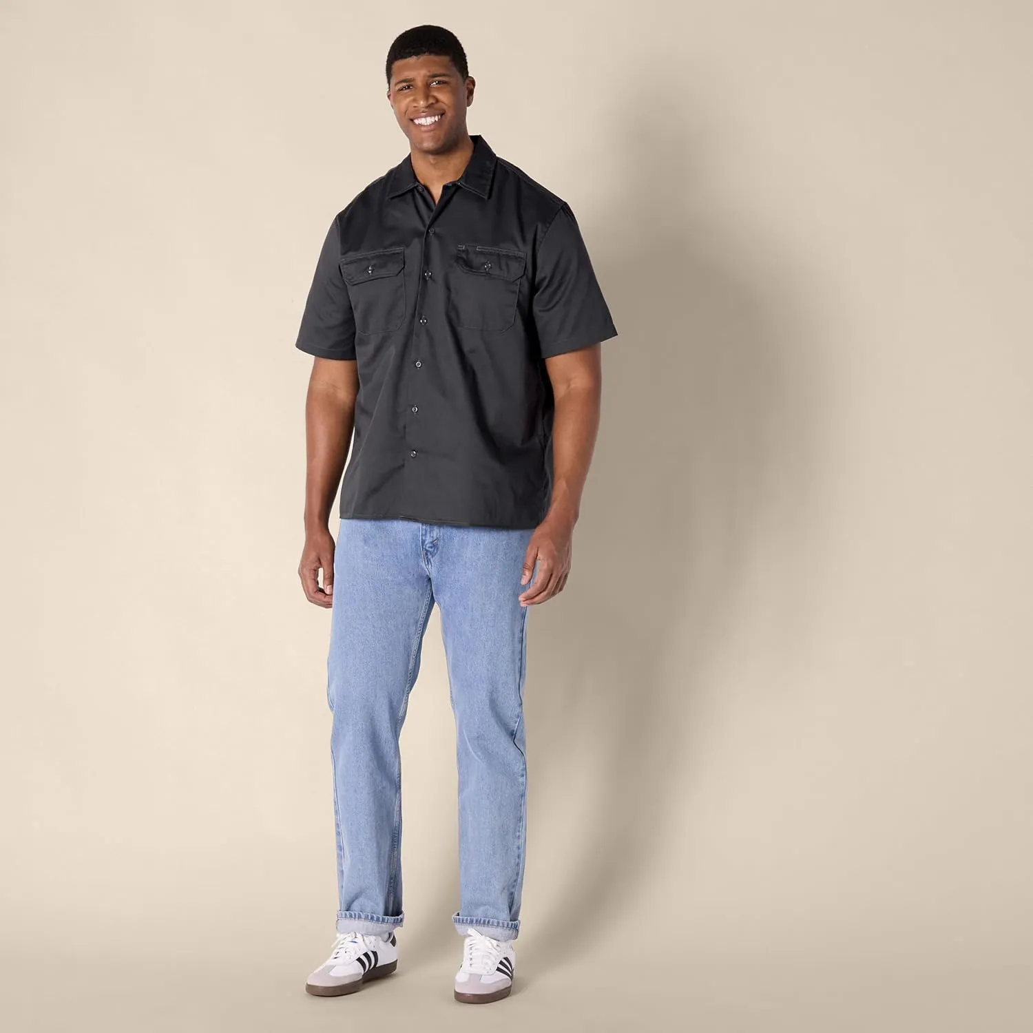 Amazon Essentials Button Up Shirt for Men, Short-Sleeve, Stain and Wrinkle-Resistant