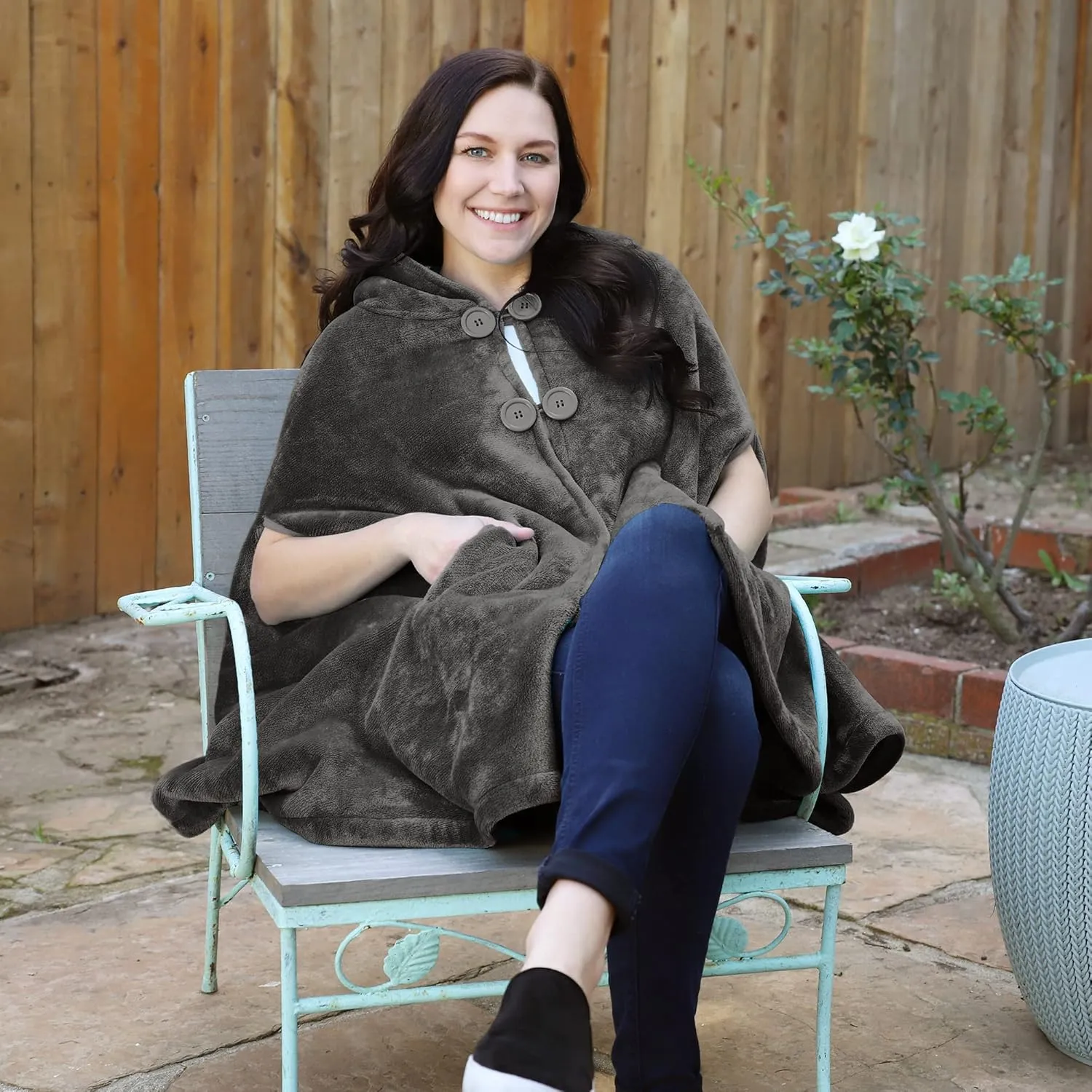 Catalonia Women's Poncho Cape, Oversized Sherpa Fleece Cloak Coat, Snuggly Hooded Wearable Blanket, Gift Idea for Women Mom