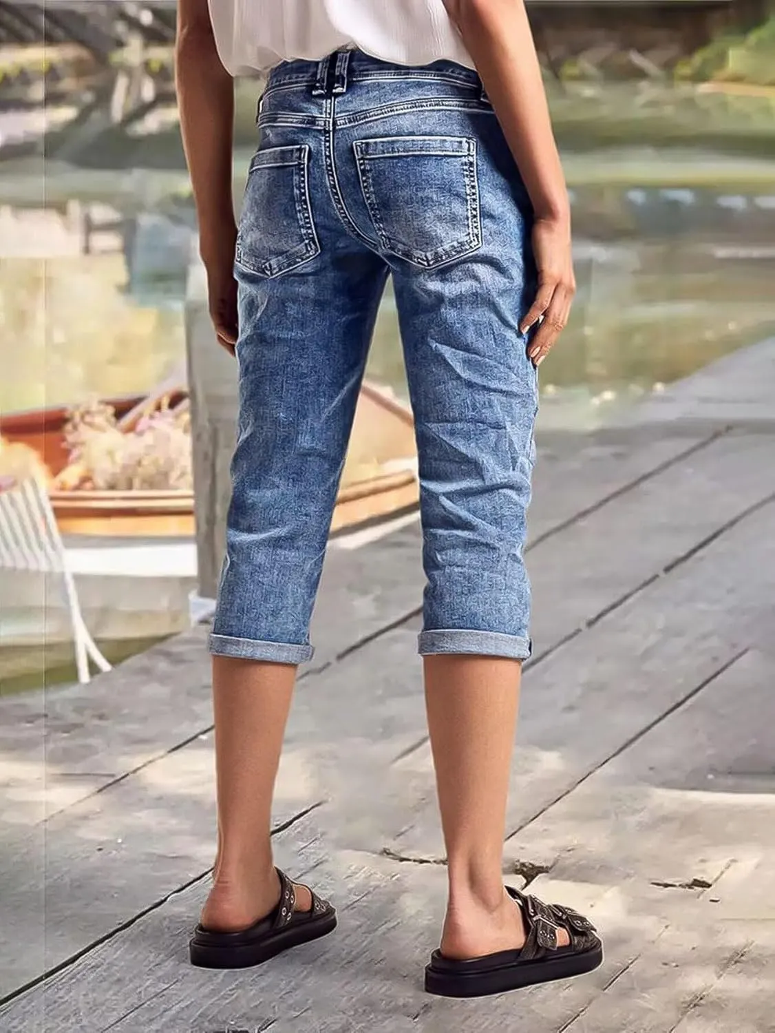 Flamingals High Rise Capri Jeans for Women Roll Hem Straight Leg Jeans Wash Distressed 90s Trendy Denim Capris