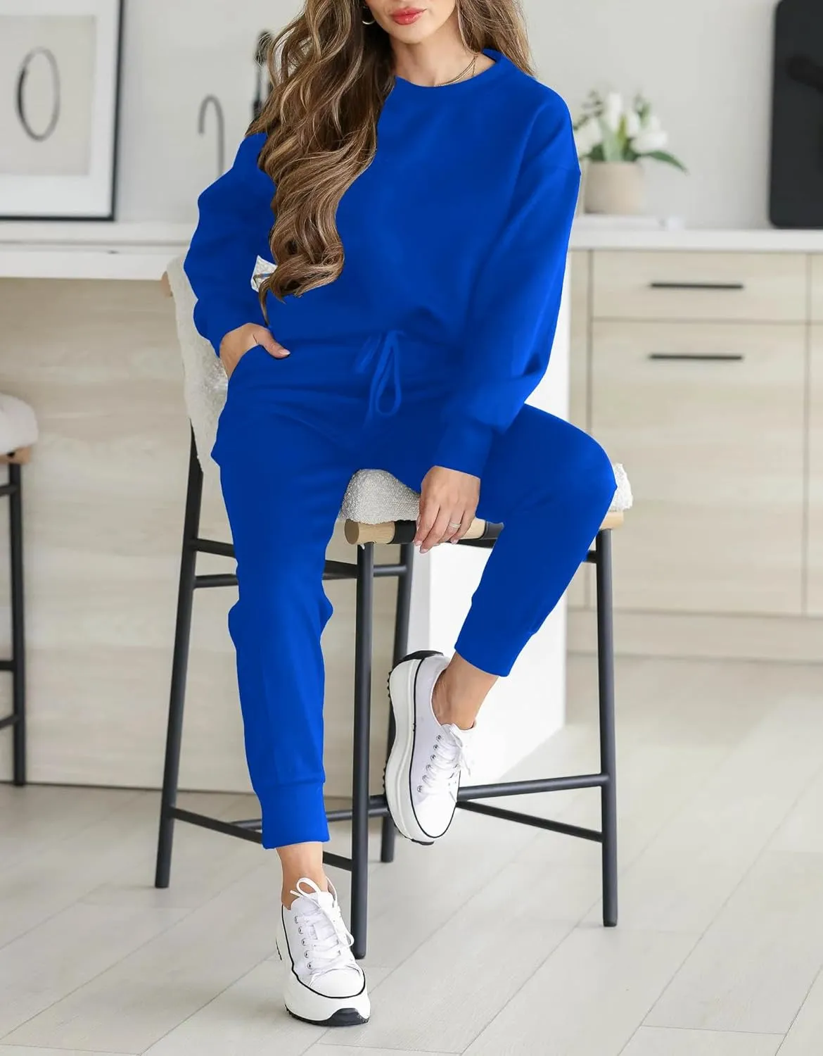 HBQ Sweatsuits For Women Sets 2 Piece Outfits Crewneck Sweatshirts Pullover Tops And Jogger Pants Tracksuits Lounge Set