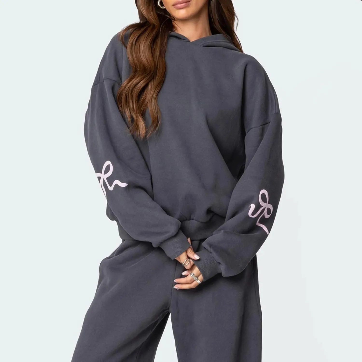 Karwuiio Women Bow Print 2 Piece Outfits Long Sleeve Oversized Sweatshirt Hoodie Wide Leg Sweatpants Set Sweatsuits
