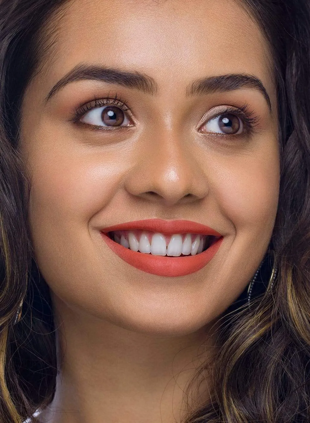 Limited Edition Nothing Else Matter Longwear Lipstick - 23 Peachy Keen