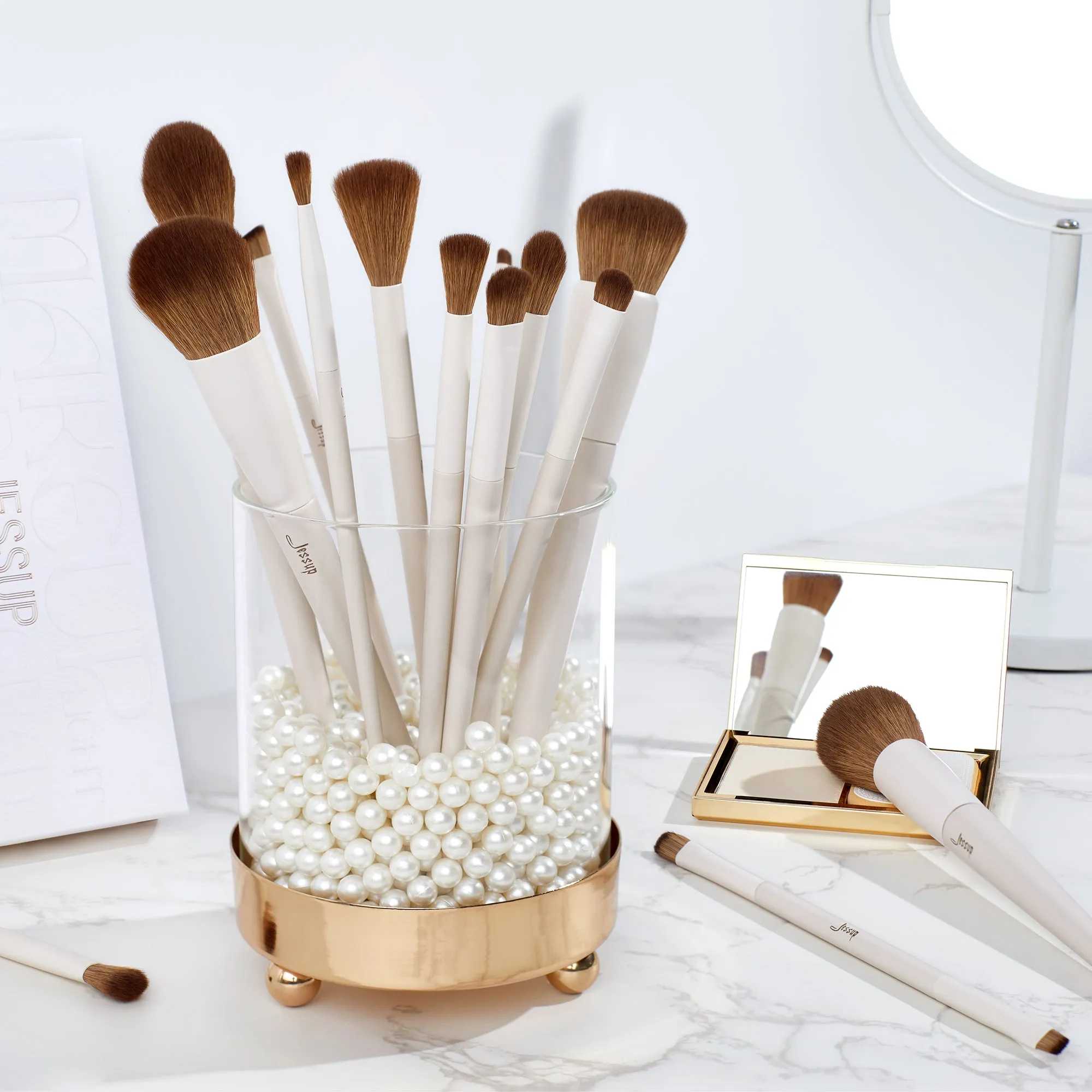 Luxury Light Gray Comprehensive Eye and Face Brush Set 14pcs T329