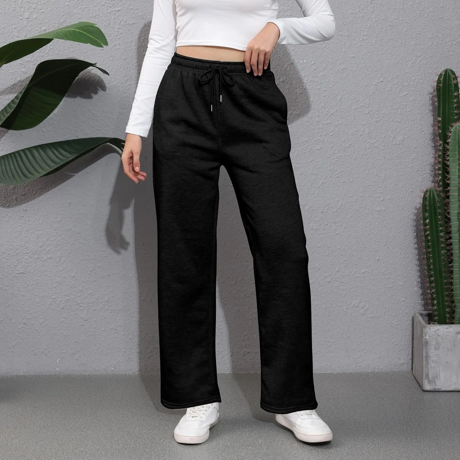 Wide Leg Sweat Pants for Womens High Waisted Fleece Sweatpants with Pockets Y2k Baggy Comfy Athletic Jogger Pants