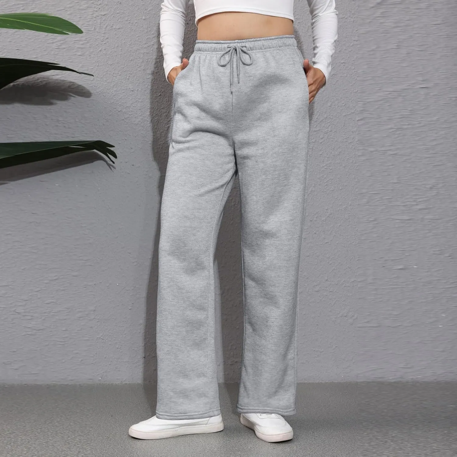 Wide Leg Sweat Pants for Womens High Waisted Fleece Sweatpants with Pockets Y2k Baggy Comfy Athletic Jogger Pants
