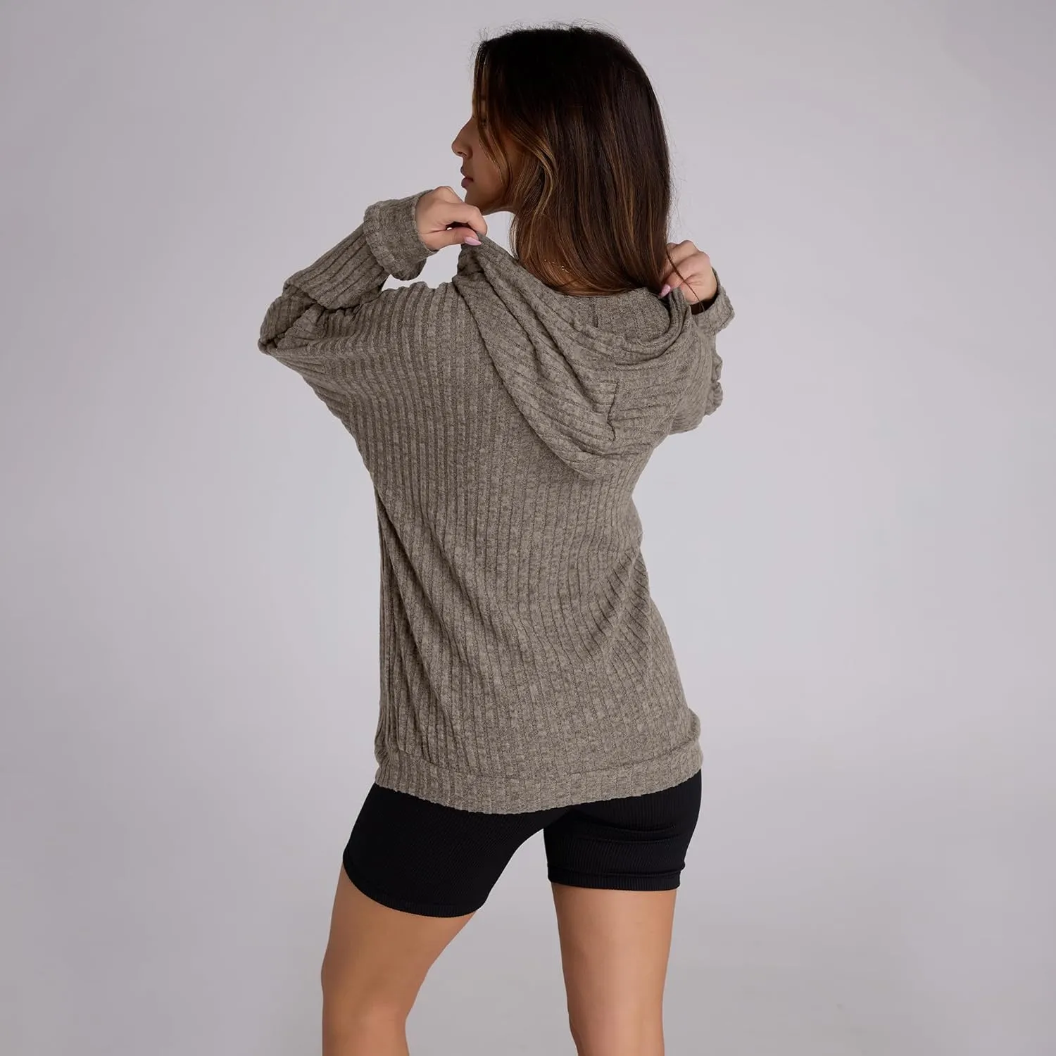 Women Hoodies Oversized Long Sleeve Drawstring Pullover Tops Basic Loose Hooded Sweatshirt with Pocket