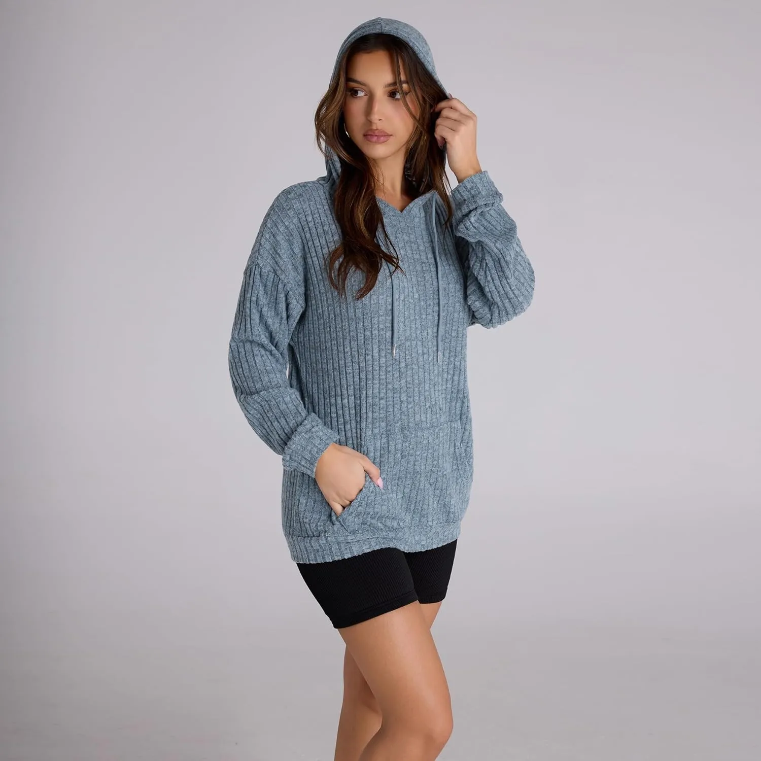 Women Hoodies Oversized Long Sleeve Drawstring Pullover Tops Basic Loose Hooded Sweatshirt with Pocket
