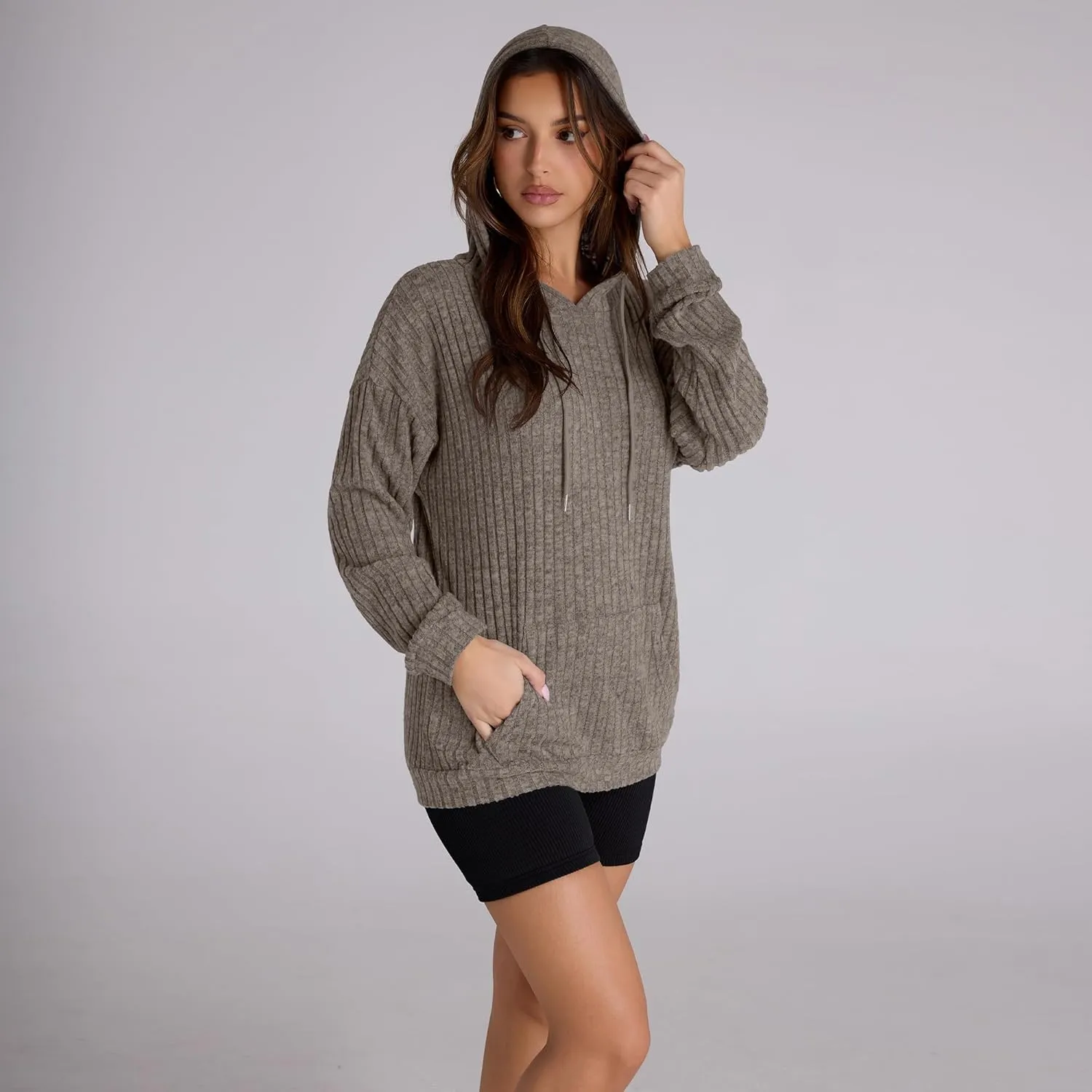 Women Hoodies Oversized Long Sleeve Drawstring Pullover Tops Basic Loose Hooded Sweatshirt with Pocket
