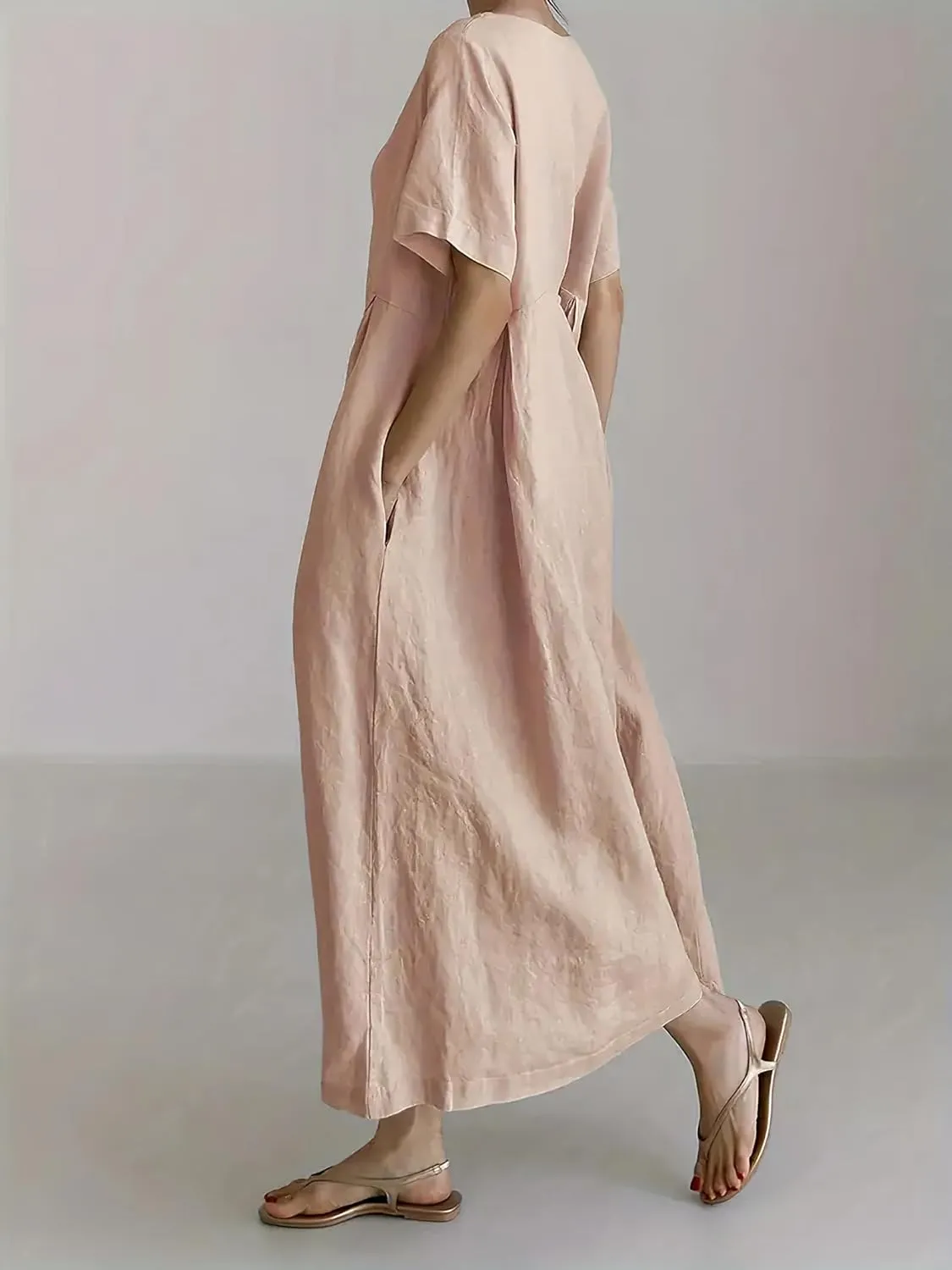 Women's Casual Plus Size Short Sleeve Long Dress Summer Crew Neck Flowy Pleated Midi Dressed with Pockets