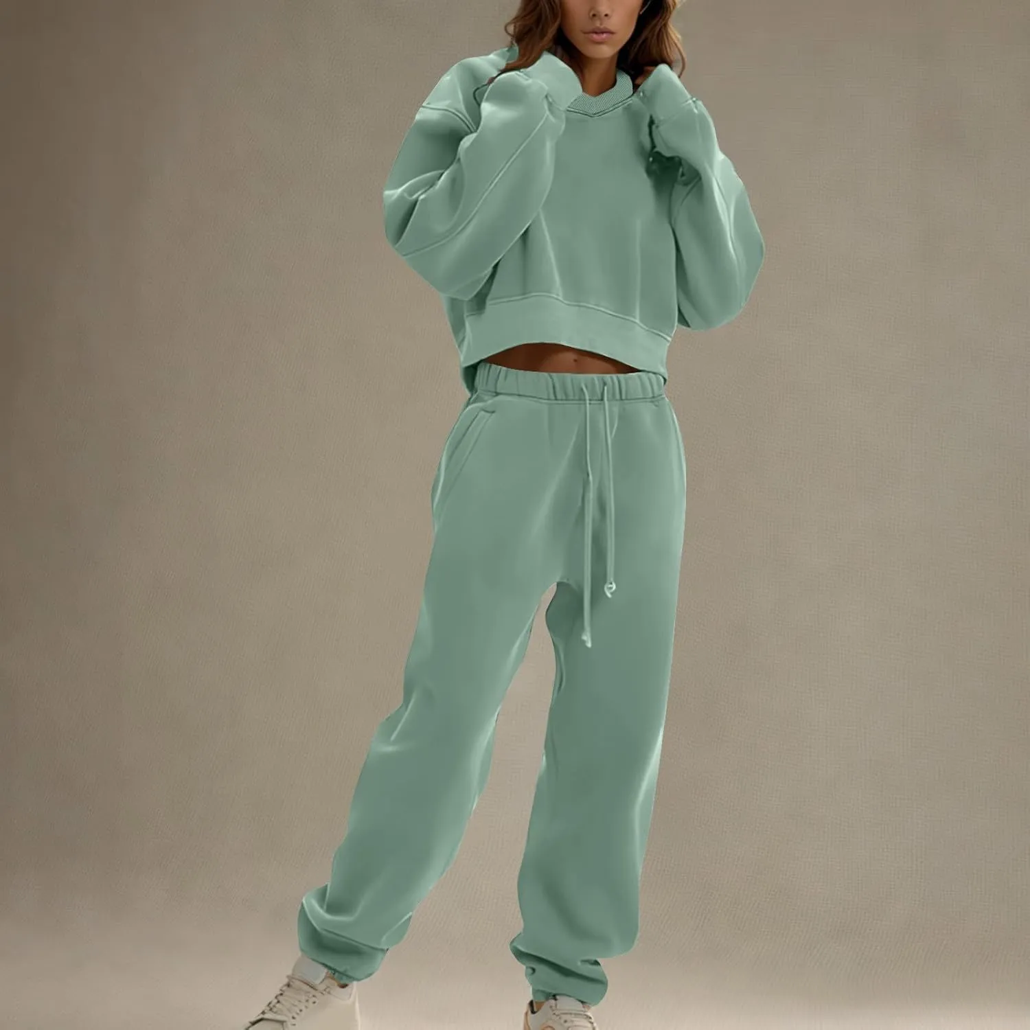 Women's Two Piece Outfits Long Sleeve Crop Sweatshirt and Jogger Pants Lounge Sweatsuit Sets Tracksuit with Pockets
